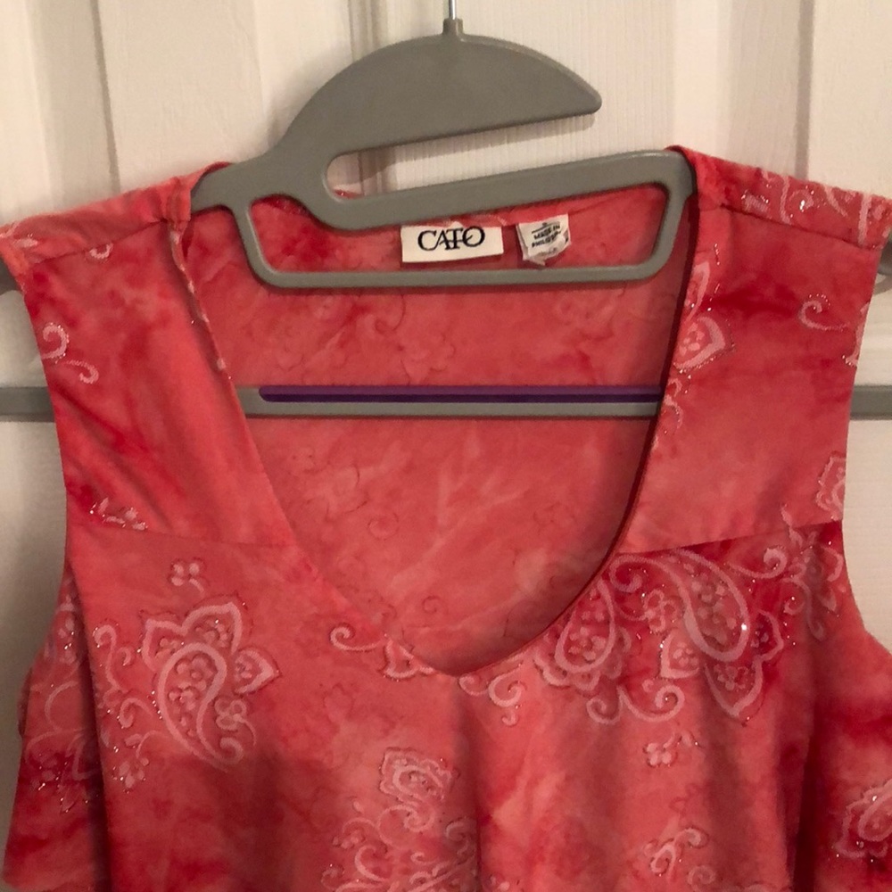 Ladies top - Picture 3 of 6